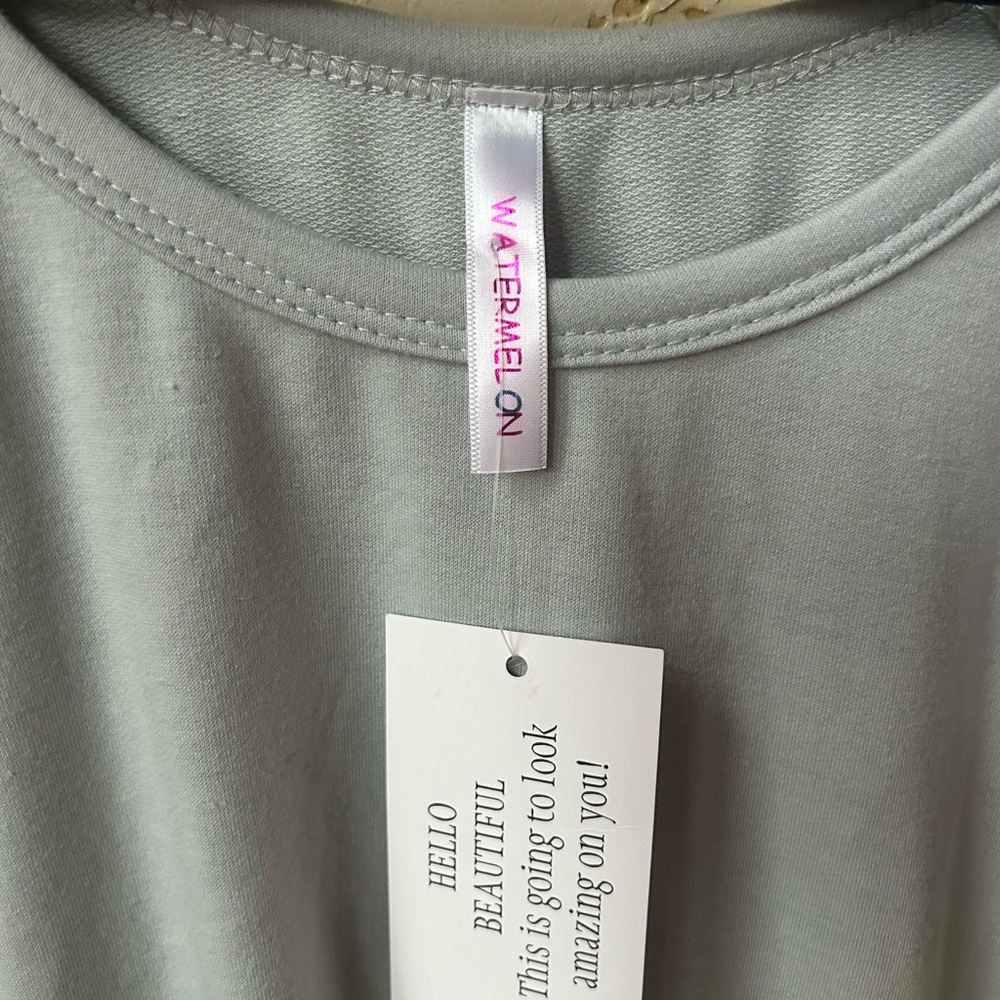 NWT Watermelon Boutique Seafoam Cold Shoulder Top | Cutout Sleeve Summer Tee - Picture 6 of 8